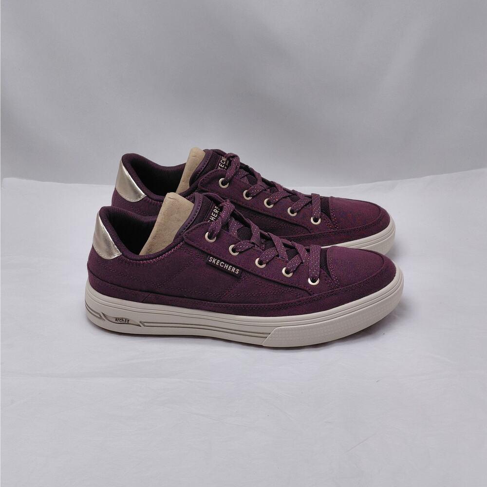 Skechers Womens Low Top Sneakers Size 8 Wine Athleisure Preppy Comfort Shoes - Picture 2 of 13